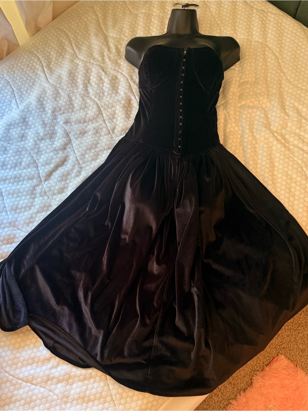 Love the Label Carmen Black Velvet Corset Midi Dress XS Boned Strapless - Picture 5 of 11